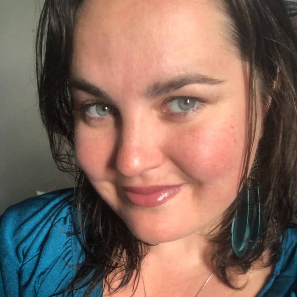 Meet your Posher, Arielle
